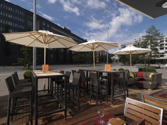 Фото Courtyard by Marriott Zurich North