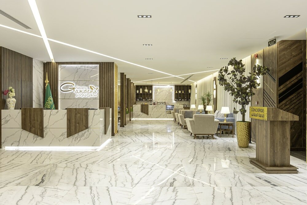 Фото Seven Gardens Hotel