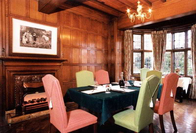 Фото Risley Hall Hotel