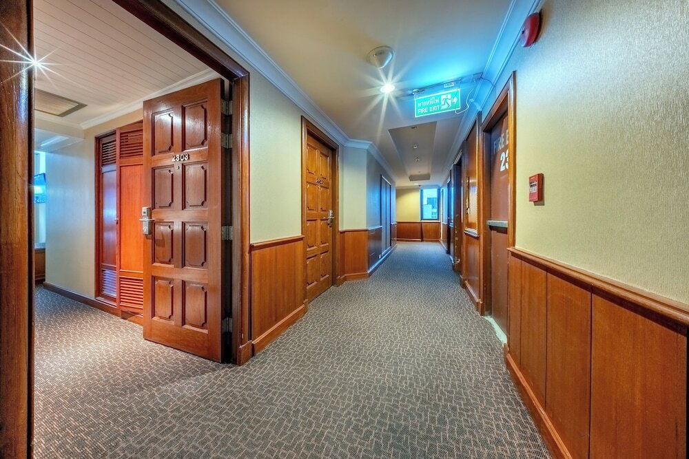 Фото Royal Benja Hotel