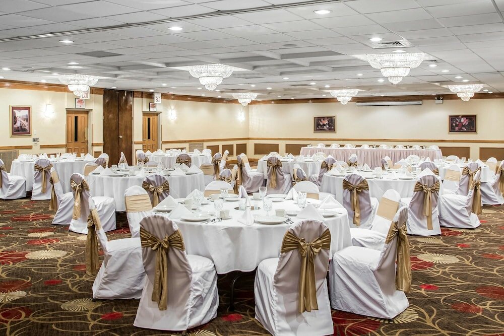 Фото Holiday Inn Chicago – Midway Airport S, an Ihg hotel