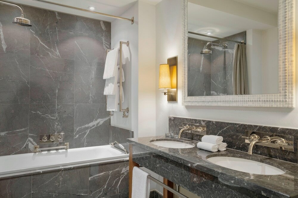 Фото Augustine, a Luxury Collection Hotel, Prague