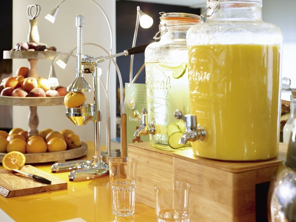 Фото Novotel Avignon Centre