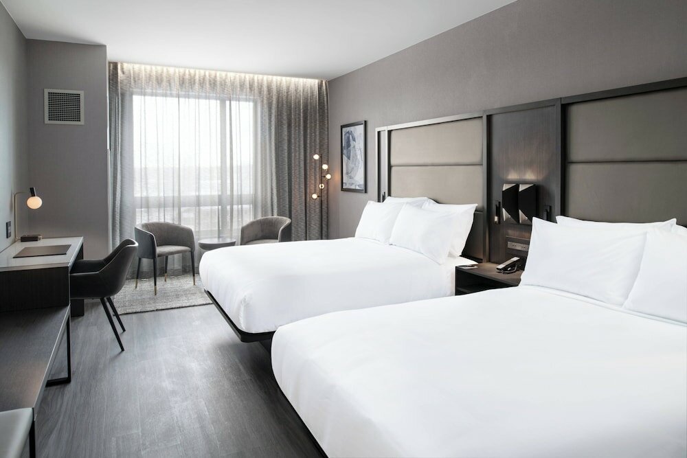 Фото Ac Hotel by Marriott Portsmouth