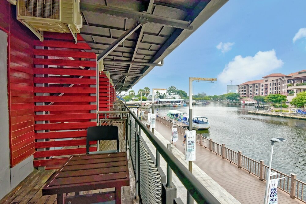 Фото Quayside Hotel