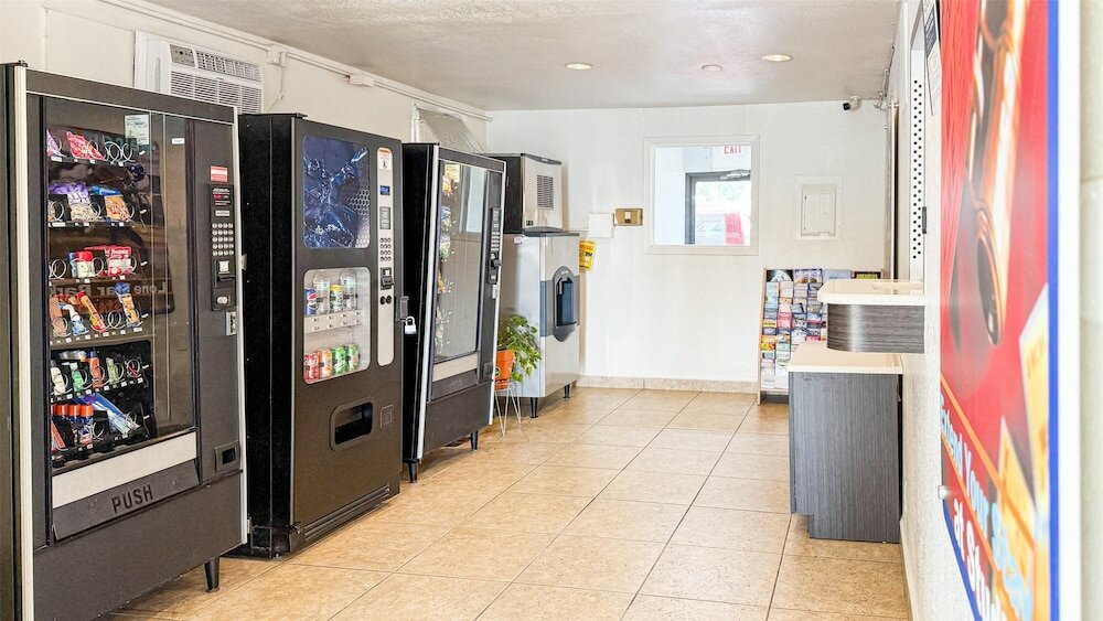 Фото Studio 6 Grand Prairie, Tx