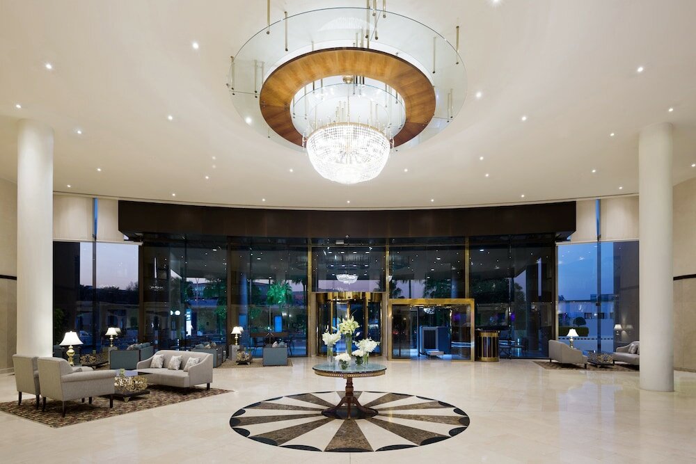Фото Crowne Plaza Riyadh Palace