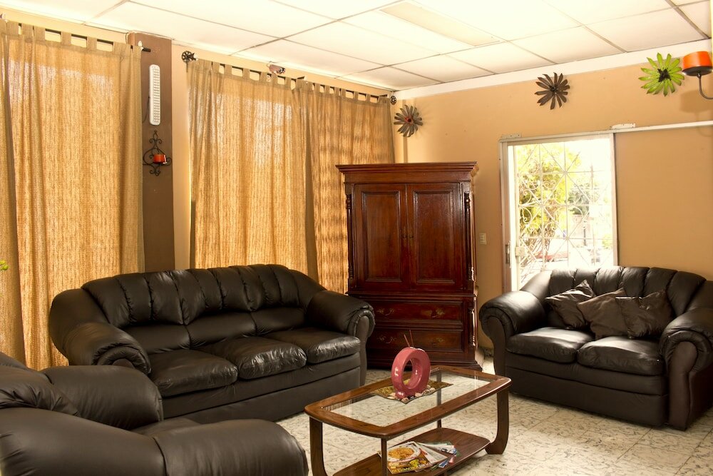 Фото Hotel Manantiales El Salvador