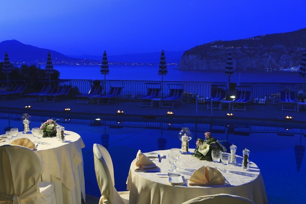 Фото Grand Hotel Capodimonte