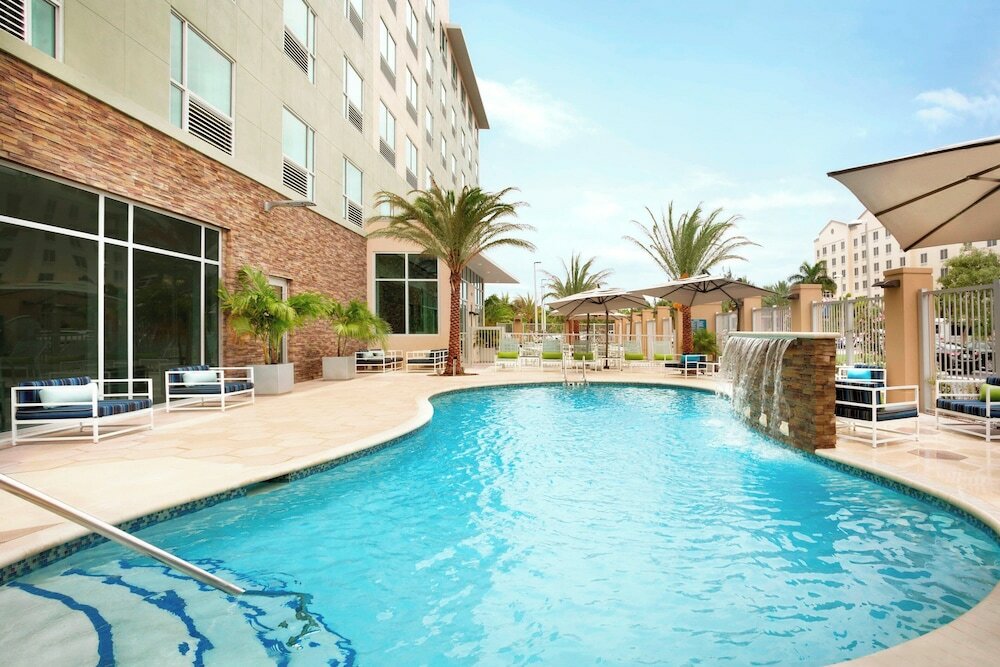 Фото Four Points by Sheraton Miami Airport