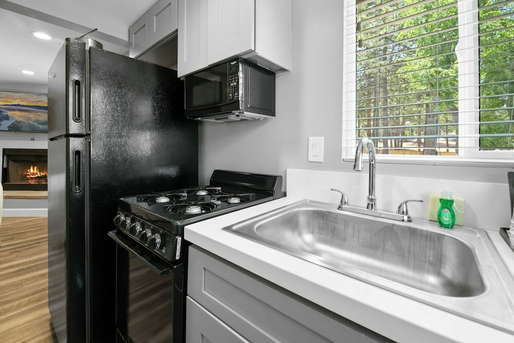 Фото Big Bear Frontier