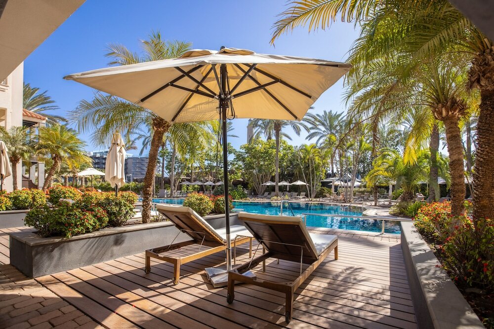 Фото Unique Club at Lopesan Costa Meloneras Resort