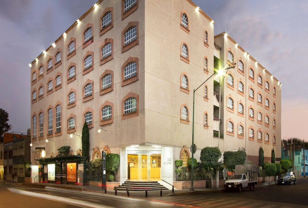 Фото отеля 2