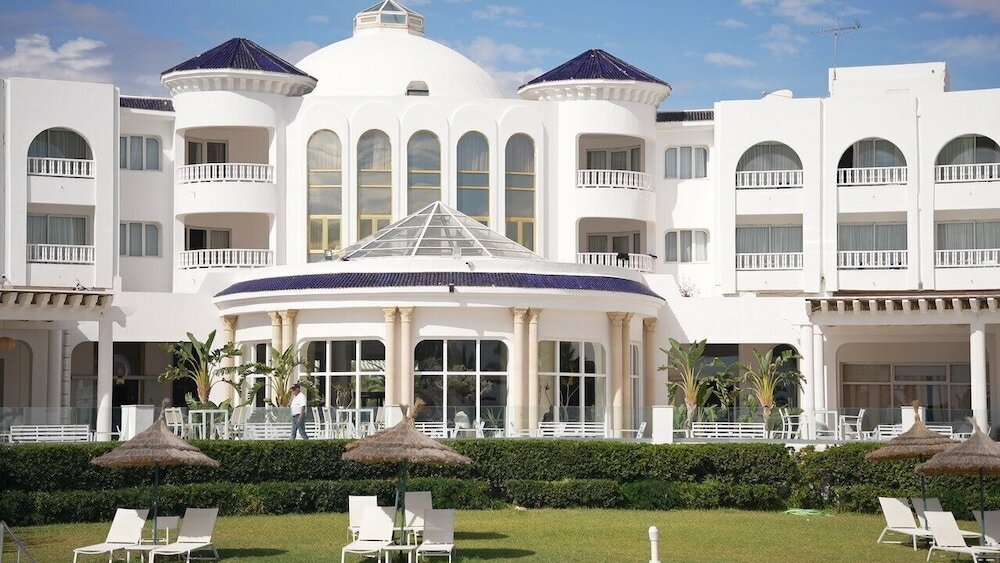 Фото Golden Tulip Taj Sultan