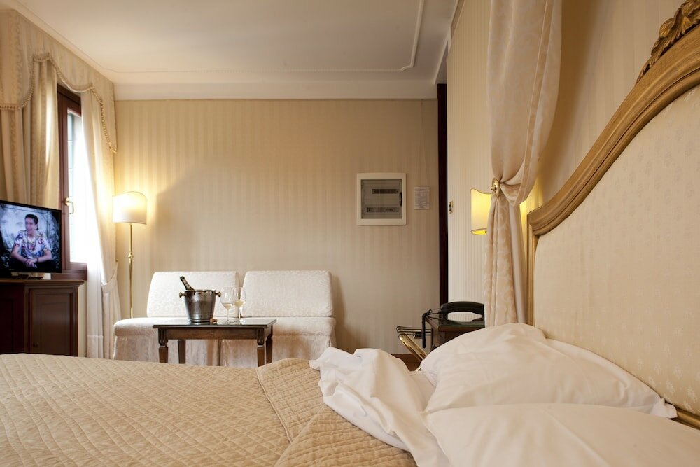 Фото Hotel Ca' d'Oro