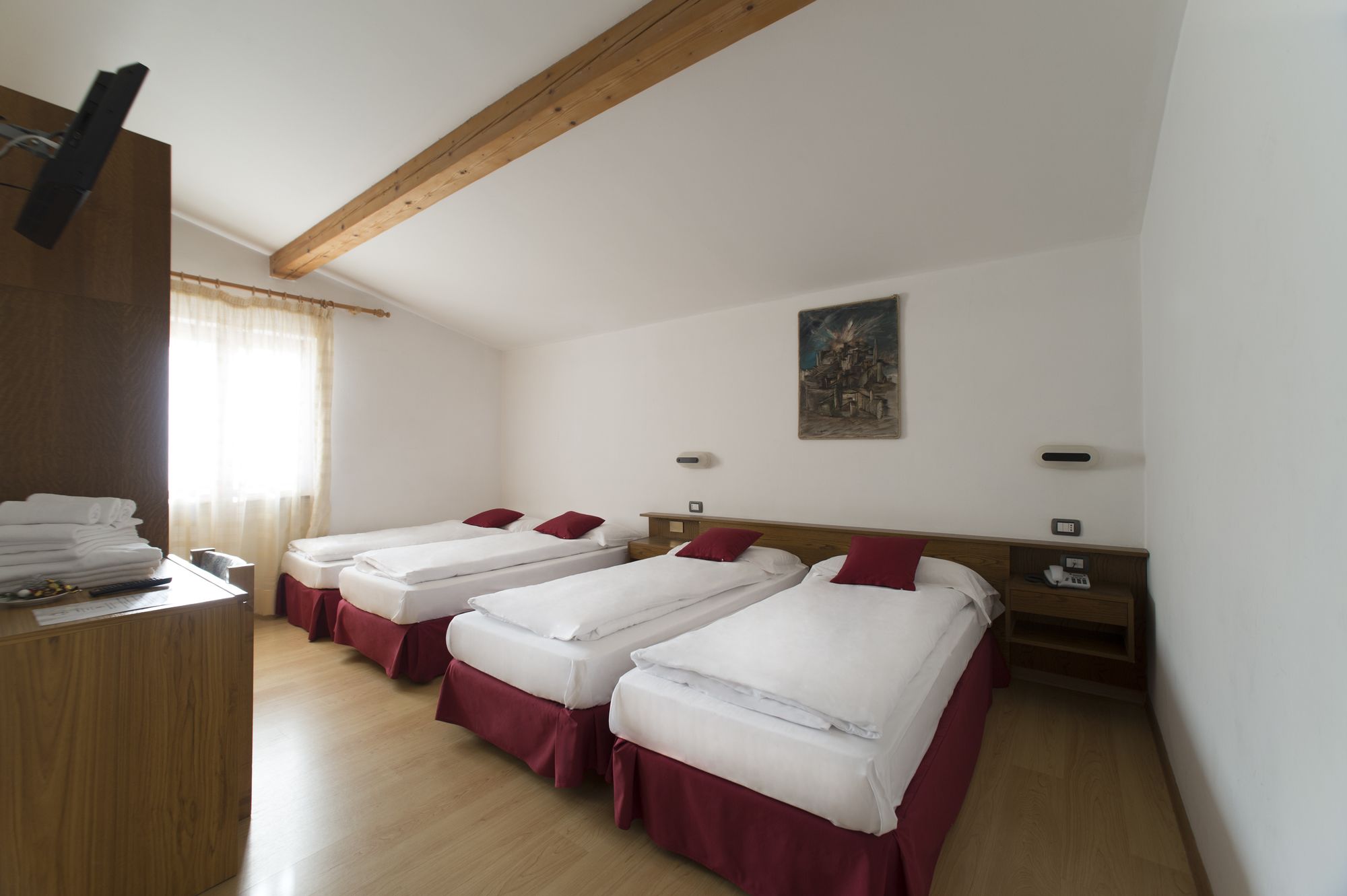Фото Casteluce Hotel Funivie Pinzolo