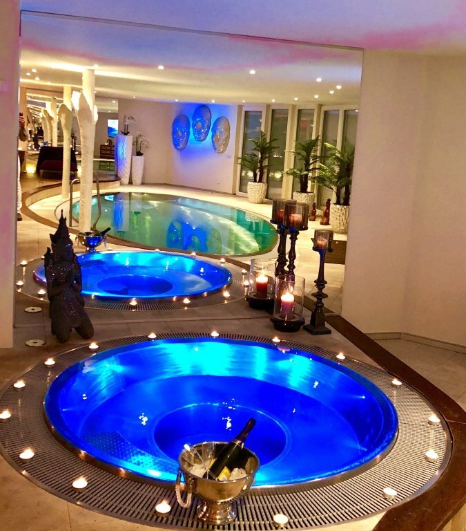 LuxFit Private Spa & Medical Beauty Center