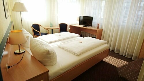 Гостиница Central Hotel в Вайблингене