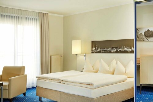Гостиница H4 Hotel Hamburg Bergedorf в Райнбеке