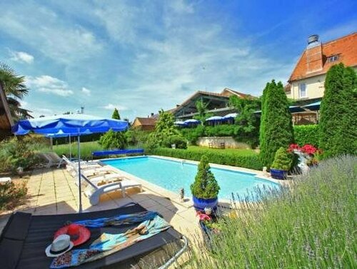 Гостиница Hôtel Les Voyageurs в Лиможе