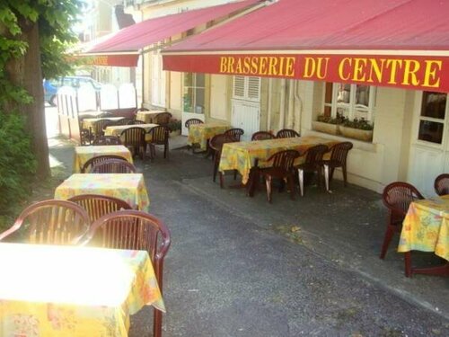 Гостиница Hostellerie du Centre в Монбаре