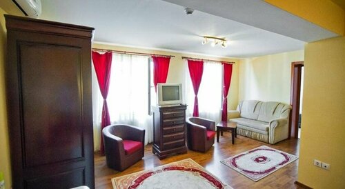 Гостиница Pension Noroc si Fericire в Тыргу-Муреш