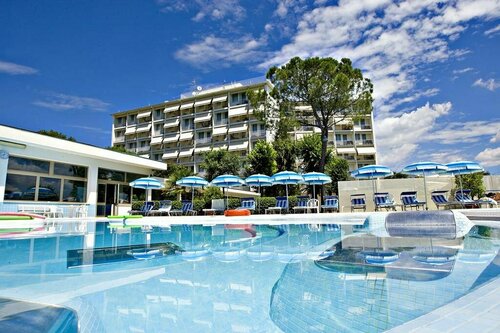 Гостиница Hotel Abano Astoria в Абано-Терме