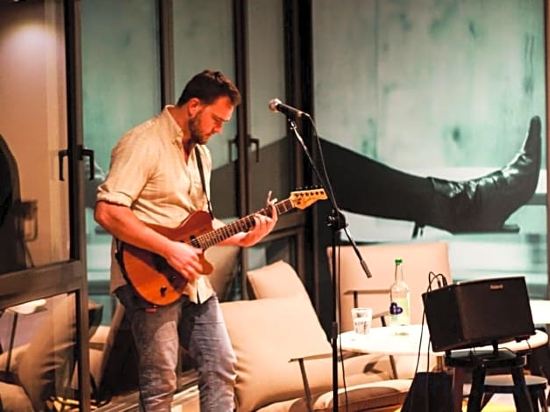 Фото ibis Zurich Messe Airport