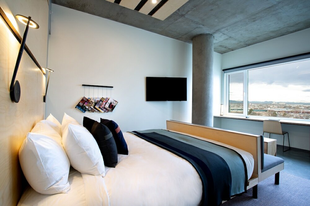 Фото The Source Hotel