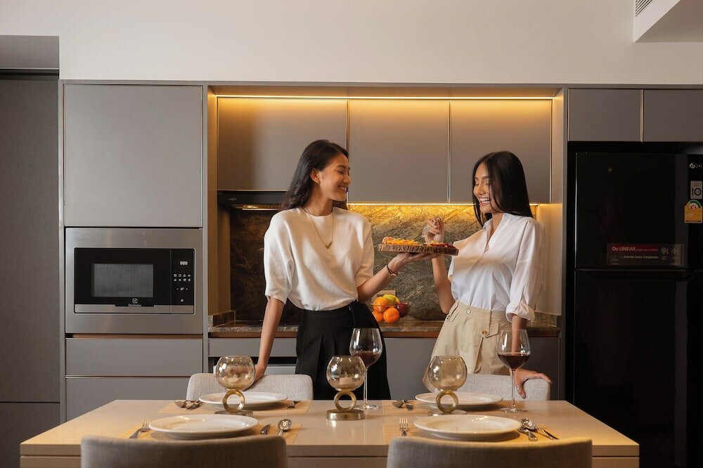 Фото Gardina Asoke Hotel & Residence