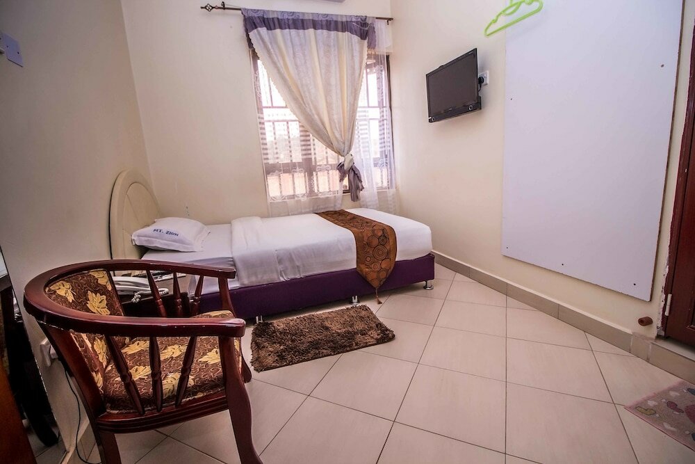 Фото Mt. Zion Hotel