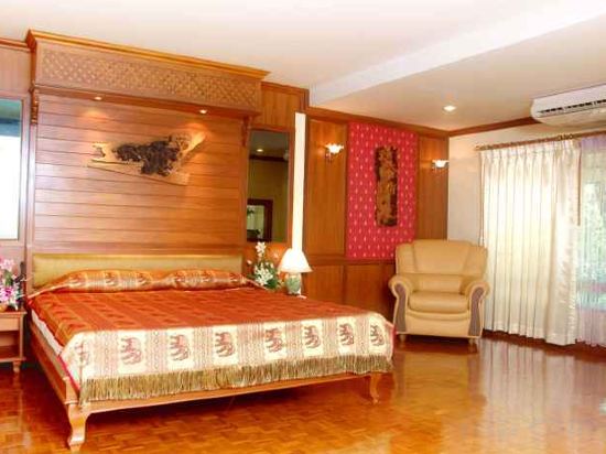 Фото Royal Ivory Sukhumvit Nana