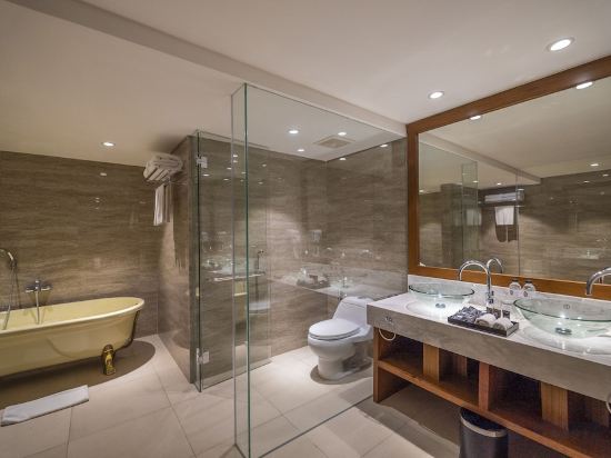 Фото The Nest Hotel Nusa Dua