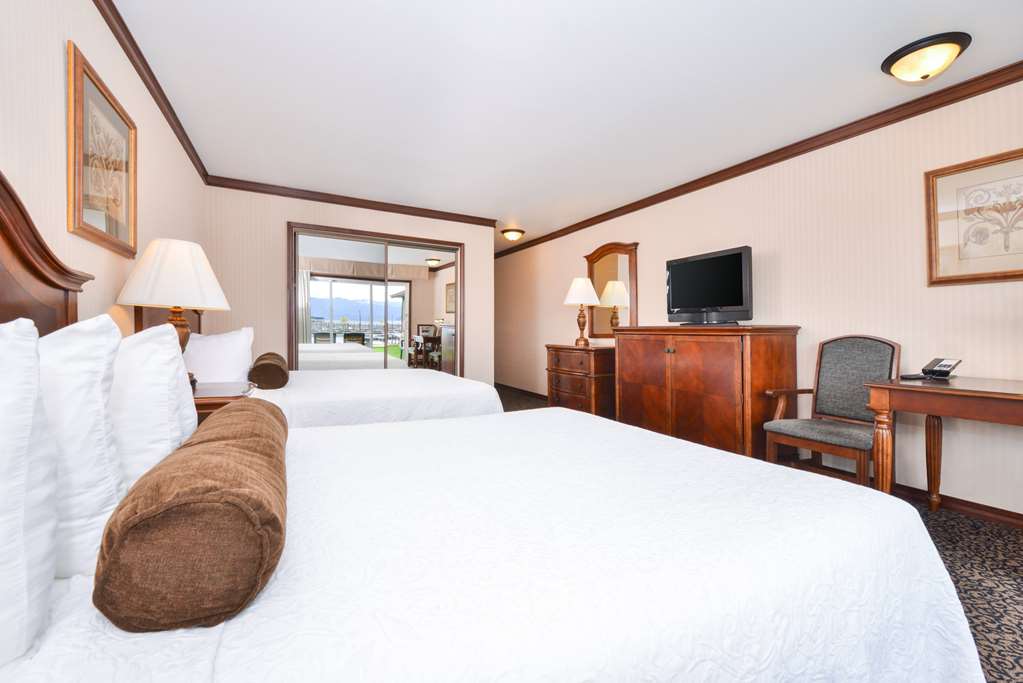 Фото Best Western Edgewater Resort