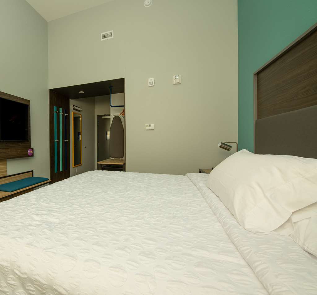 Фото Tru by Hilton The Colony Dallas