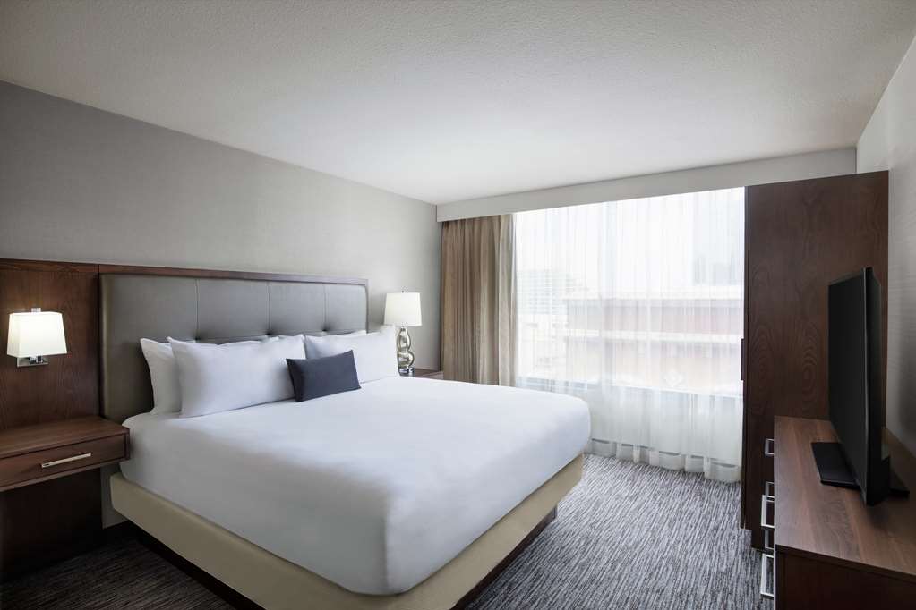 Фото Embassy Suites by Hilton Fort Worth Downtown