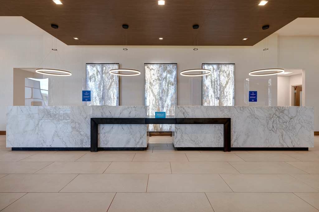 Фото Hilton Garden Inn Anaheim Resort