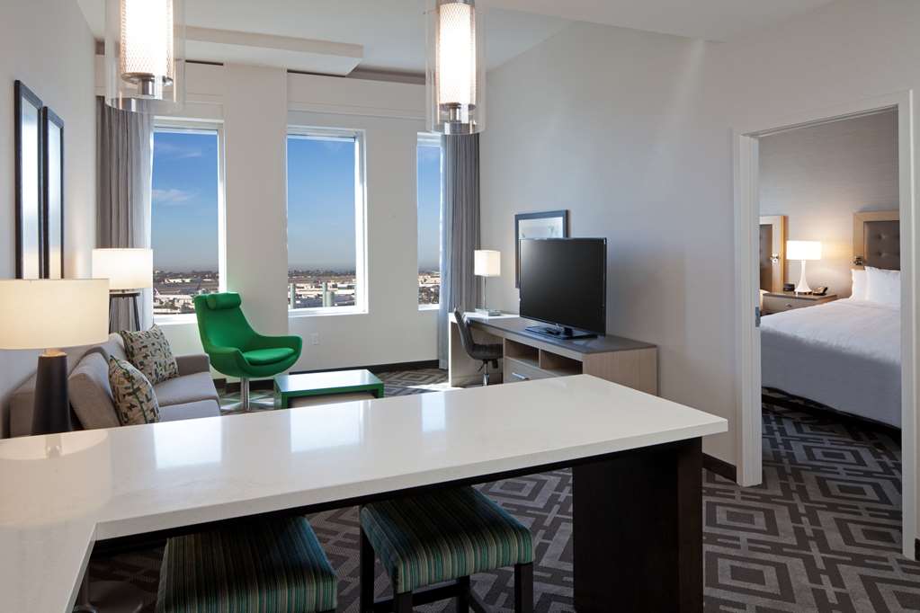 Фото Homewood Suites by Hilton Los Angeles International Airport