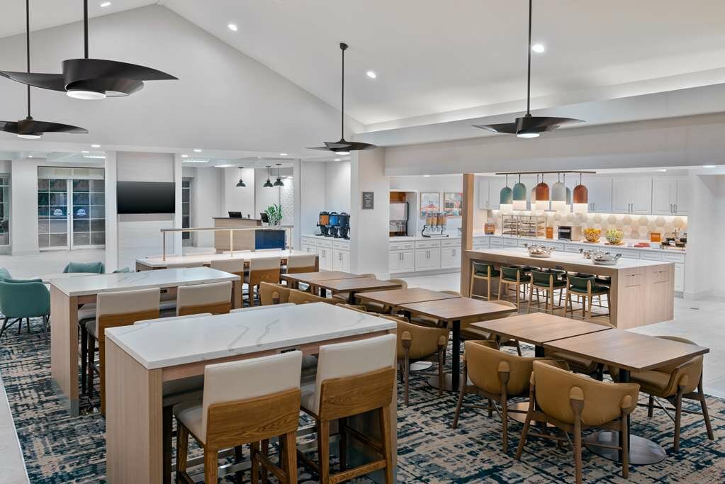 Фото Homewood Suites by Hilton Orlando-Nearest To Univ Studios