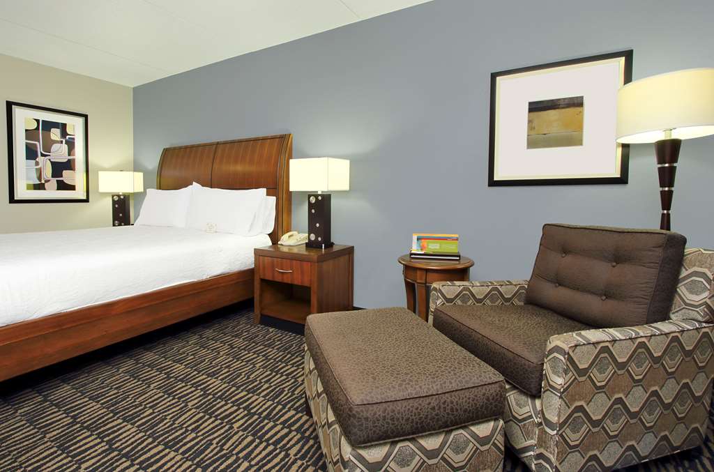 Фото Hilton Garden Inn Austin Nw/Arboretum