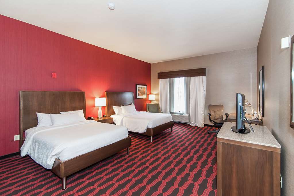 Фото Hilton Garden Inn Preston Casino Area