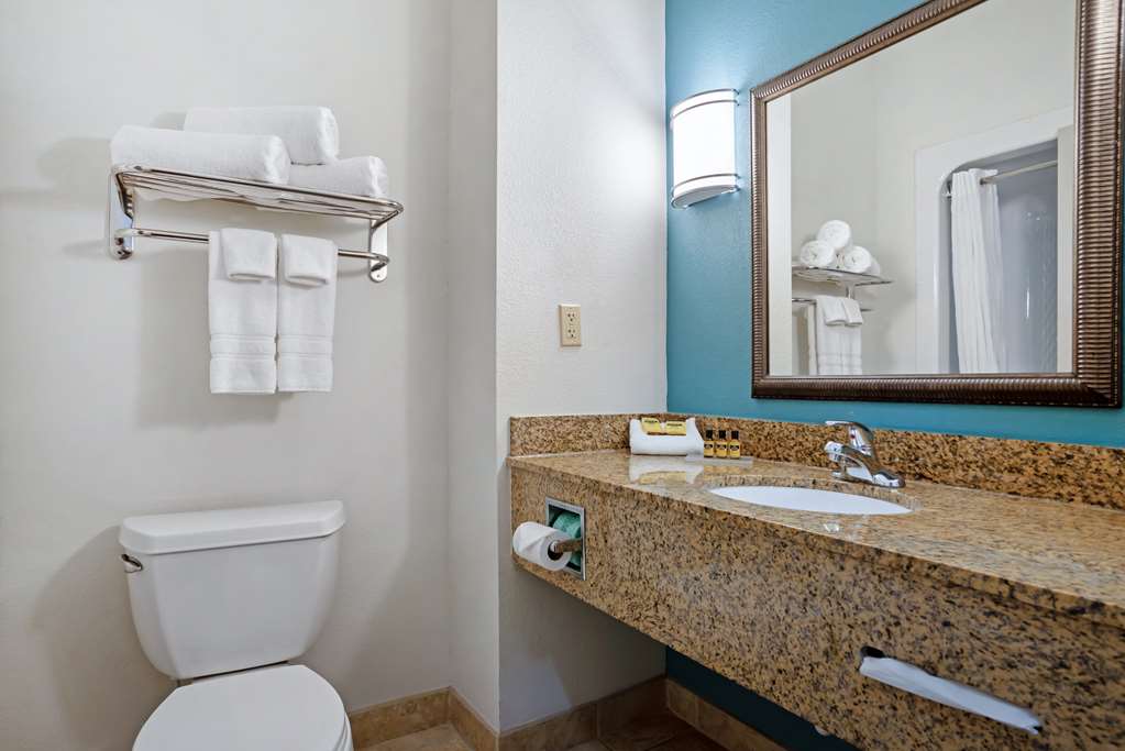 Фото Best Western Plus Blue Angel Inn