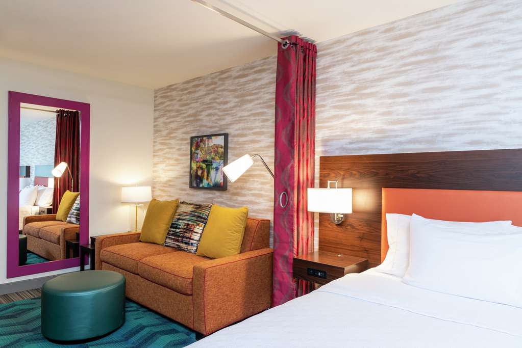 Фото Home2 Suites by Hilton Appleton