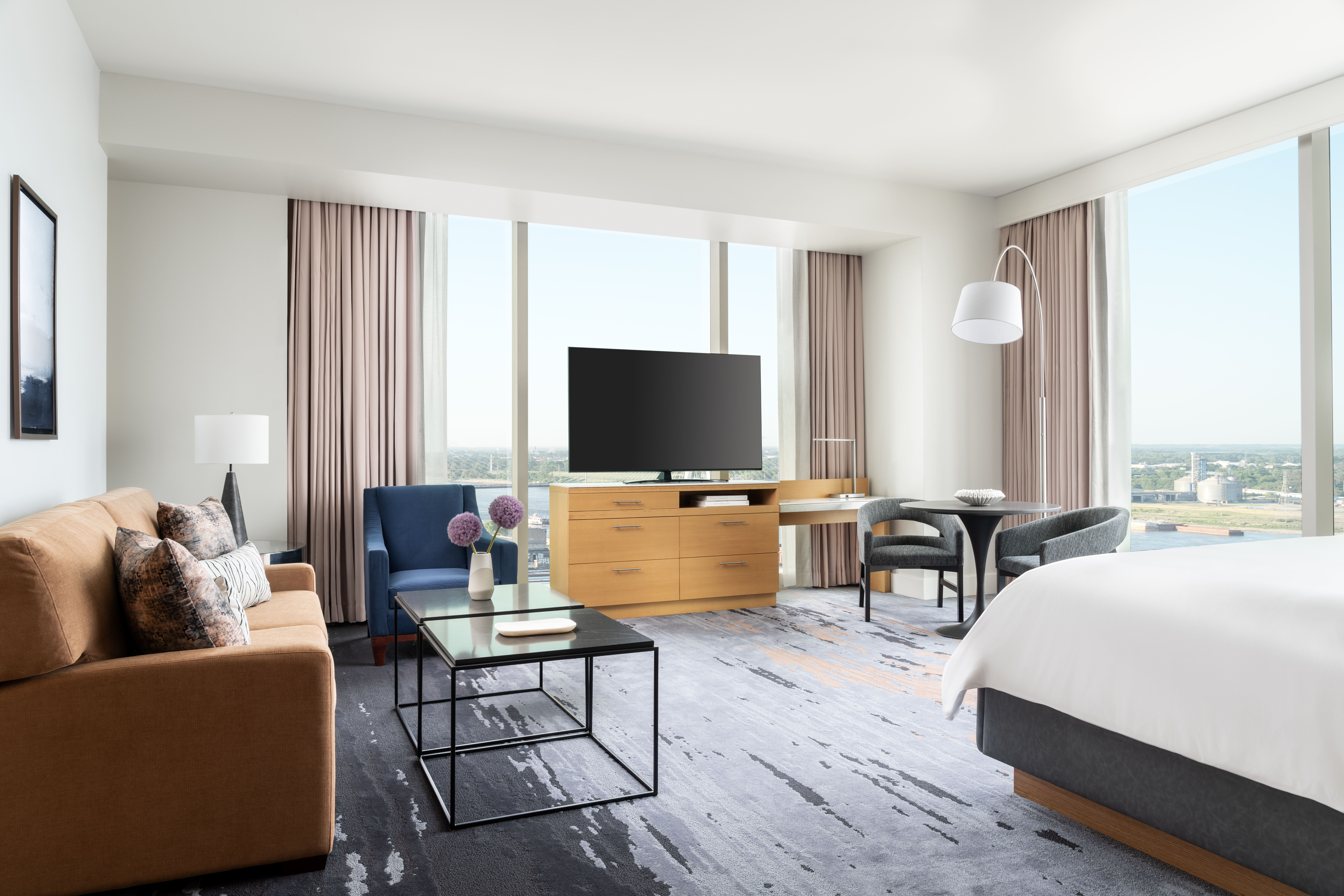 Фото Four Seasons Hotel St Louis