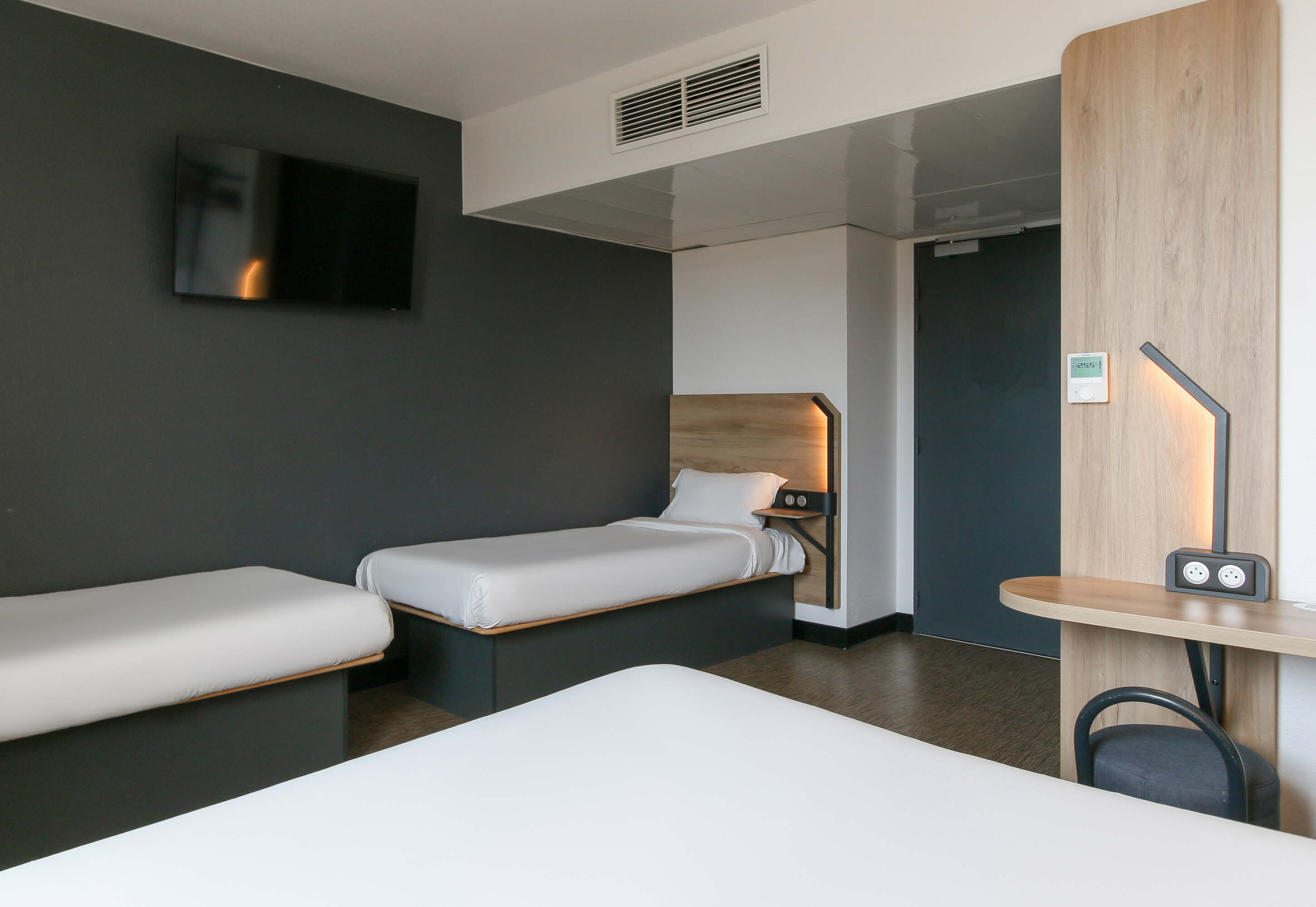 Фото B&B HOTEL Marseille Prado Vélodrome