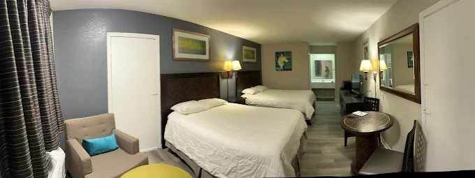 Фото Courtland Inn Motel