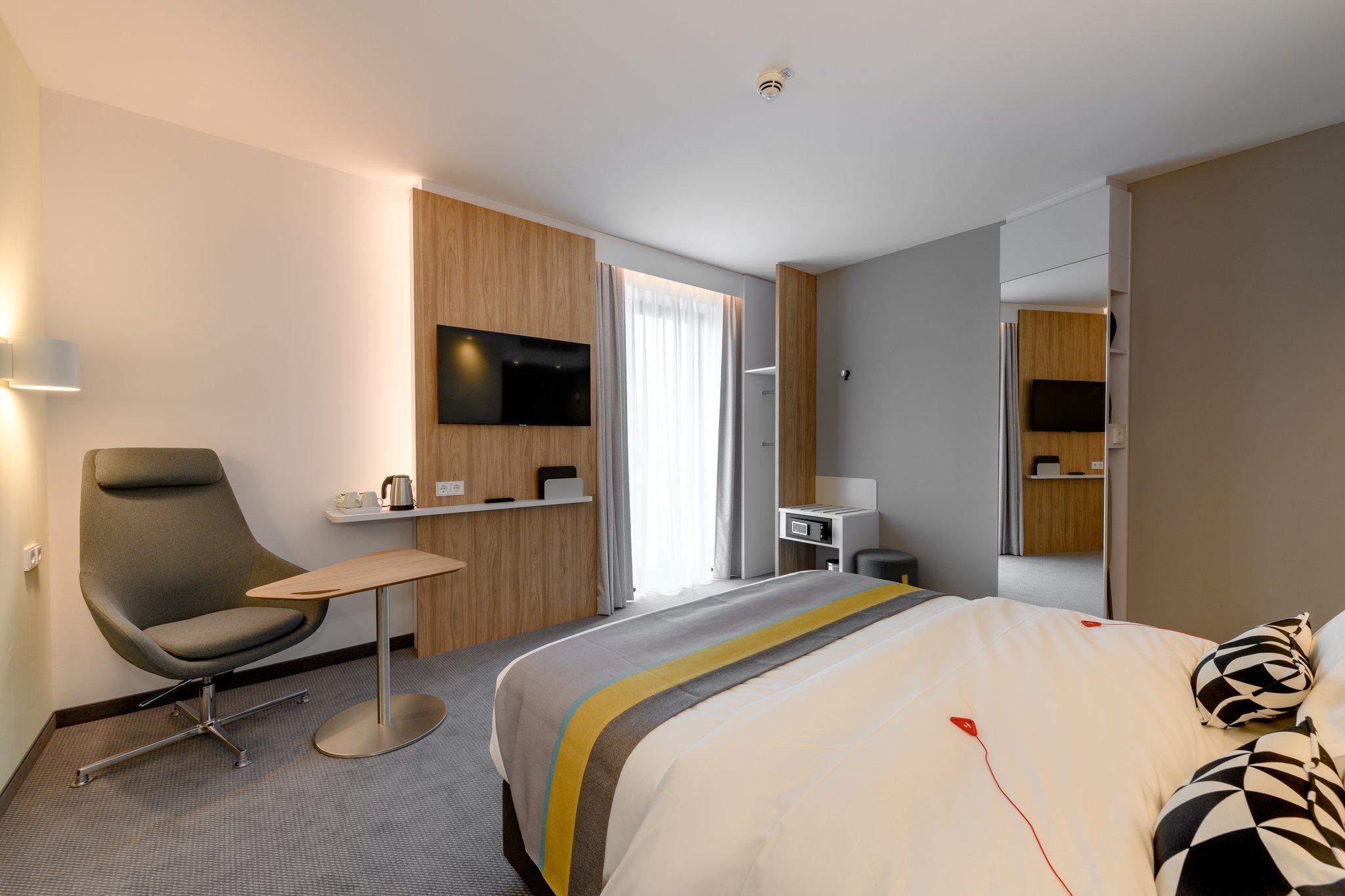Фото Holiday Inn Express Fulda, an Ihg Hotel