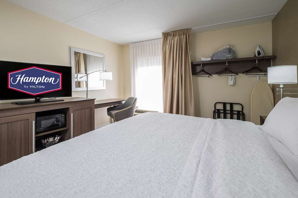 Фото Hampton Inn Freeport/Brunswick