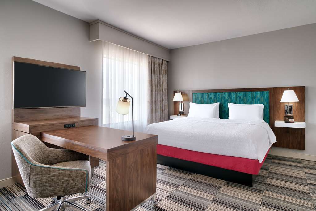 Фото Hampton Inn & Suites Ft. Worth-Burleson