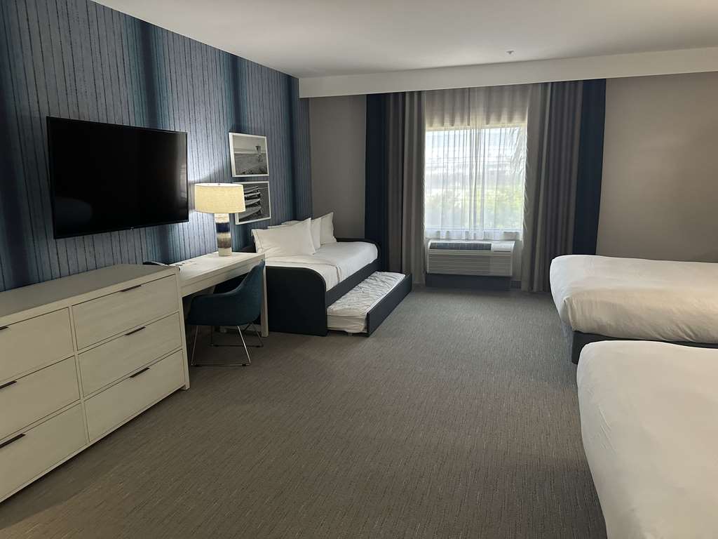 Фото SunCoast Park Hotel Anaheim, Tapestry Collection by Hilton